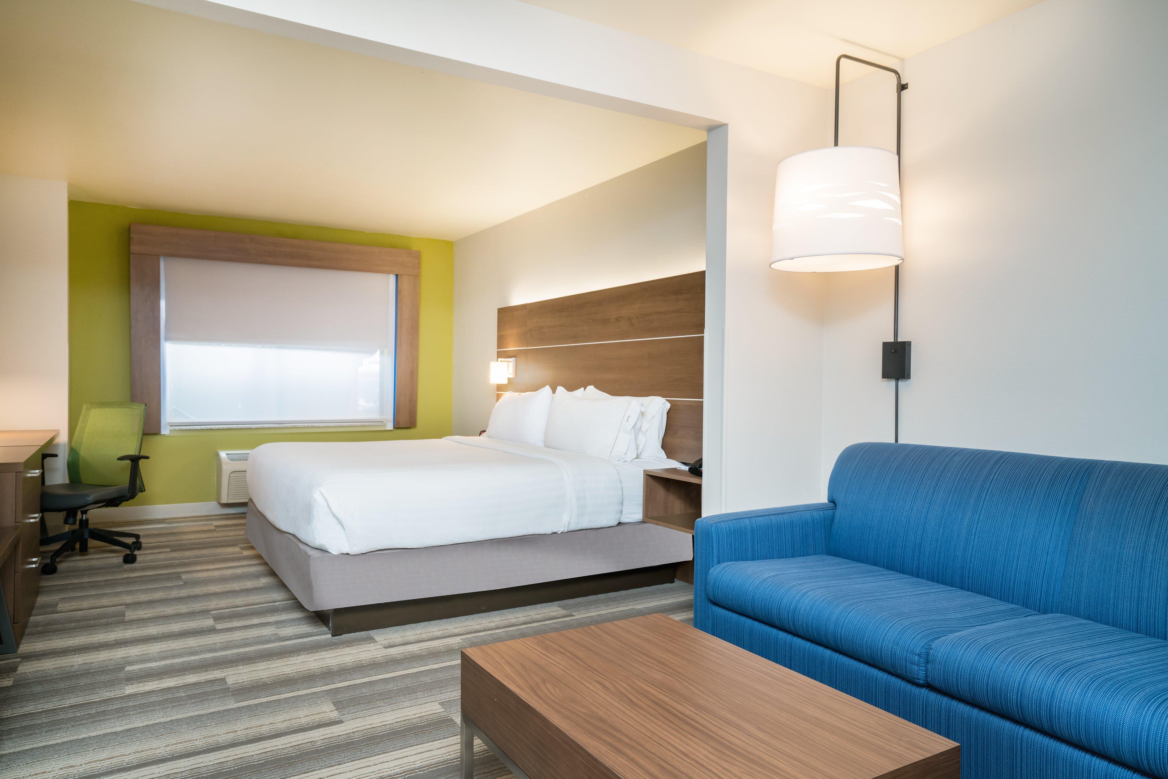 Holiday Inn Express & Suites Rocky Mount Smith Mountain Lake By Ihg Exterior foto