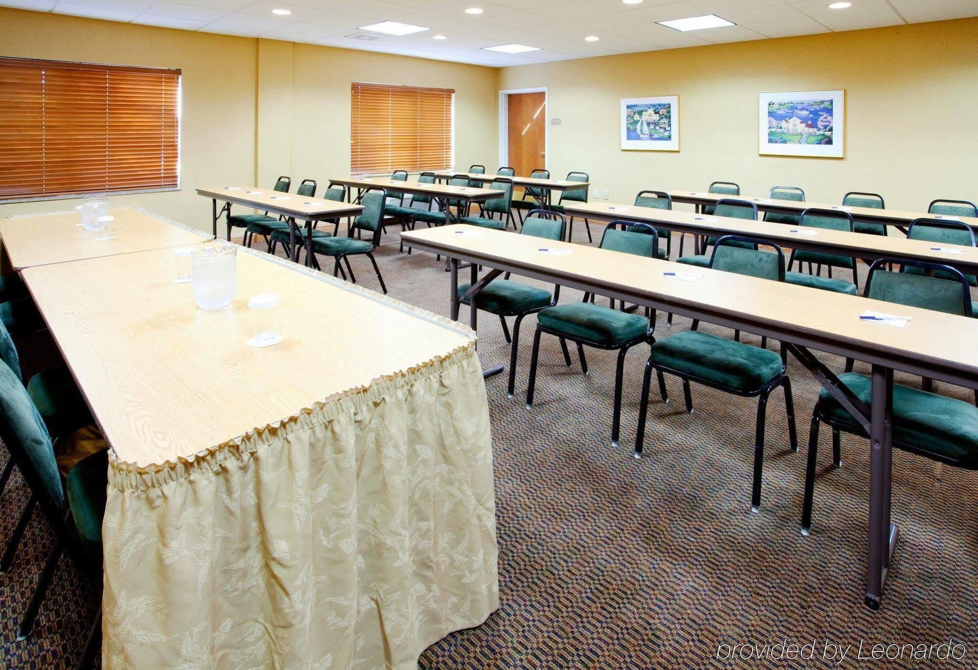 Holiday Inn Express & Suites Rocky Mount Smith Mountain Lake By Ihg Einrichtungen foto